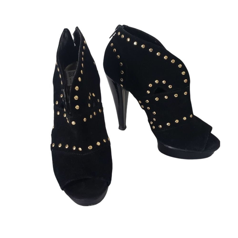 ❣️❣️2for$20❣️❣️Steve Madden Black and Gold Ankle Booties